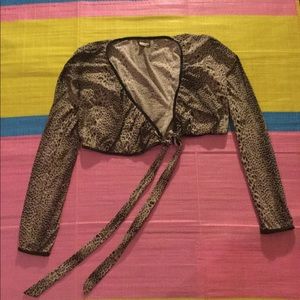 WOMEN’S SIZE 3 TOP💗